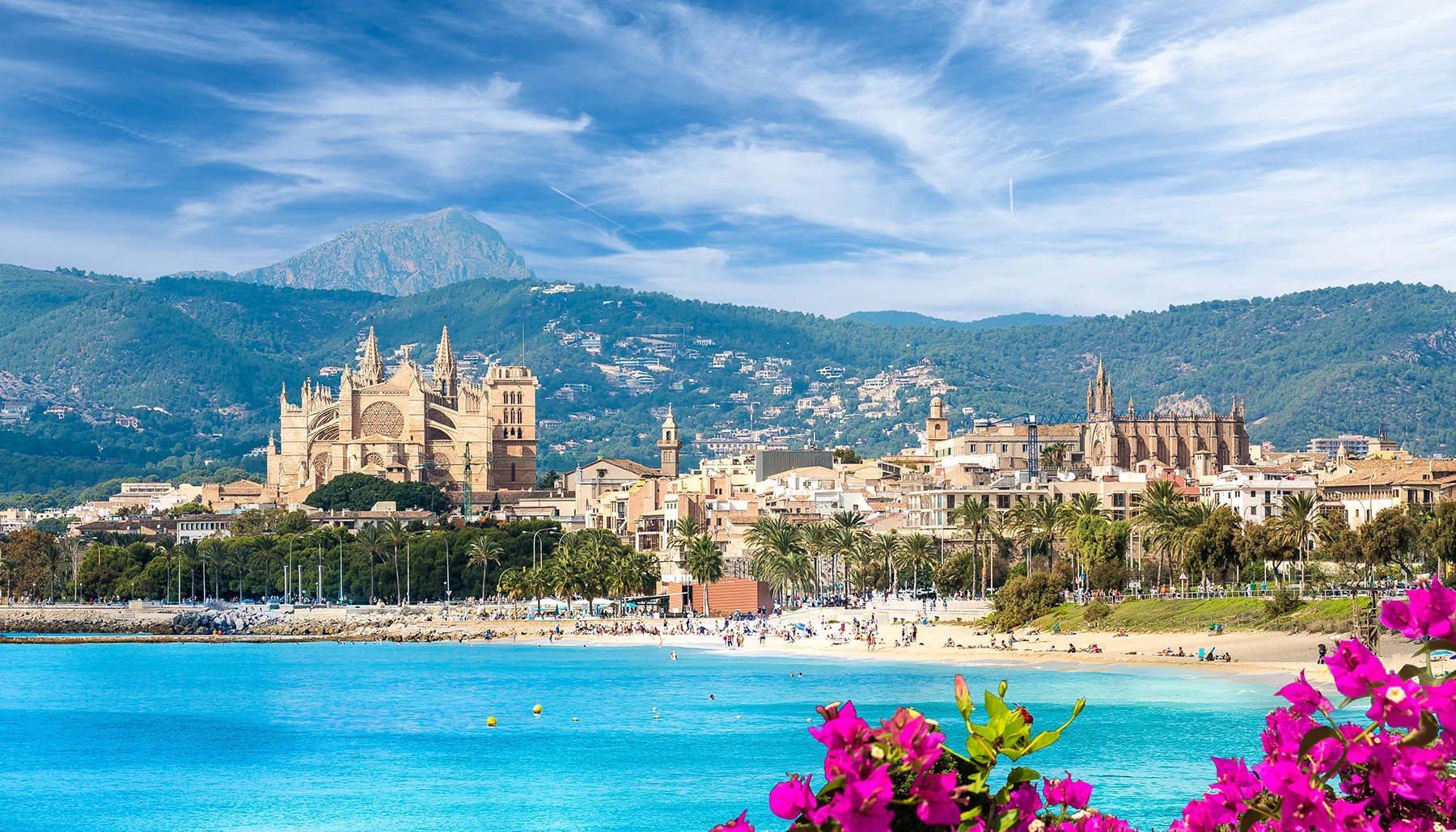 Panorama of Palma de Mallorca with the cathedral, the beach and the bay